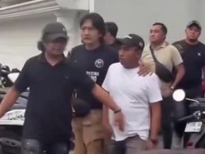 Video Penangkapan Debt Collector yang Rampas Kunci Mobil di Semarang