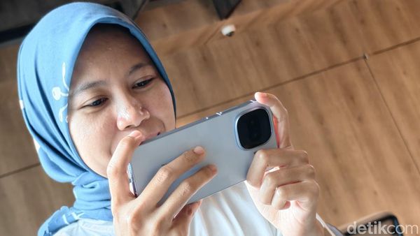 Unboxing iQOO 15R: HP Gaming Rp 7 Jutaan Pertama Pakai Snapdragon 8 Gen 5