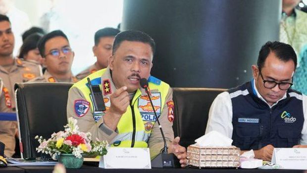 Kakorlantas Polri Irjen Agus Suryonugroho memastikan kesiapan pelabuhan di Lampung dan Banten untuk arus mudik Lebaran 2026. (dok.istimewa)