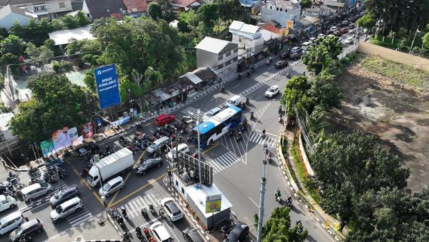 Korlantas Polri intensifkan pemantauan arus lalu lintas dengan ETLE Drone Patrol menjelang berbuka puasa. (dok.istimewa)