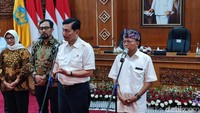 Luhut: Turis yang Tak Berkualitas di Bali Deportasi Saja!