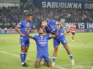 Persib Bandung Vs Madura United: Pangeran Biru Pesta 5-0