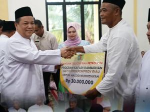 SF Hariyanto Salurkan Bantuan Masjid di Bengkalis bareng PT Riau Petroleum