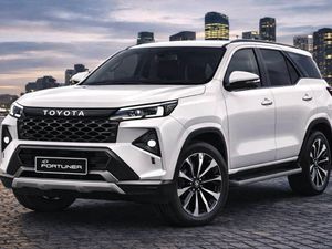 Bocoran Spesifikasi Toyota Fortuner Generasi Terbaru