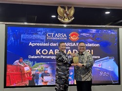 CT ARSA Apresiasi Koarmada RI Bantu Salurkan 100 Ton Donasi Bencana Sumatera