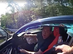 Video Detik-detik Eks CEO WWE Vince McMahon Kecelakaan Mobil