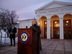Kata Hillary Clinton Tak Kenal Epstein Saat Dicecar Kongres AS