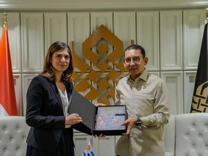 Menbud Fadli Zon & Dubes Uruguai Bertemu Bahas Diplomasi Budaya