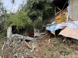 Tanah Gerak di Gunungsari Rembang, 5 Rumah Rusak