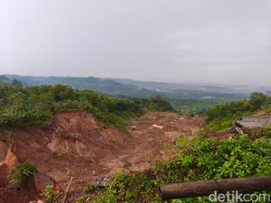 Longsor di Kalongan Ungaran Makin Parah Bikin Warga Waswas