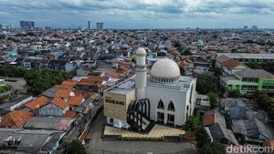 Potret Masjid Raya Nurani Yang Ikonik di Kranji Bekasi