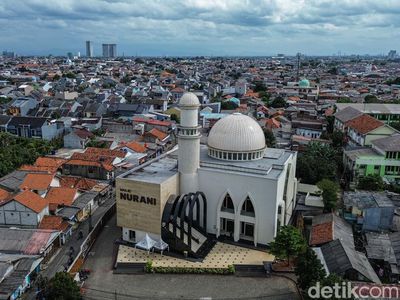 Potret Masjid Raya Nurani Yang Ikonik di Kranji Bekasi