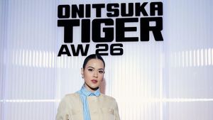 Preppy Chic, Gaya Raisa di Milan Fashion Week yang Curi Atensi