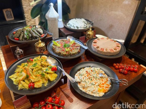Puas! Buka Puasa di Hotel Mewah, Ada Pasta Turki hingga Lidah Tongseng Sedap