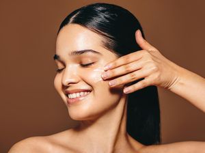 Gen Z Kuasai 59% Pasar Beauty, Mulai Cari Skincare Anti-Aging di Usia 20-an