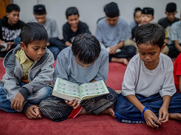 Tadarus Ramadan Warnai Kegiatan Belajar di Sekolah Rakyat