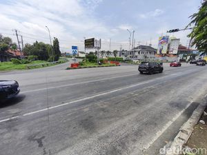 Viral Cairan Misterius Bikin Pemotor Terpeleset di Krapyak Semarang