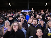 Leeds Vs Man City: Saat Fans Kesal Ada Jeda Buka Puasa di Tengah Laga