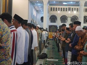 Jadwal Sholat Kota Cirebon Hari Ini, Kamis 5 Maret 2026