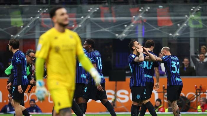 Inter Milan menang 2-0 atas Genoa dalam lanjutan Serie A 2025/2026.