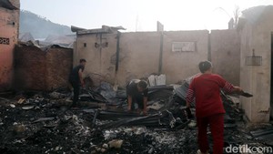 Video 37 Rumah di Polman Terbakar gegara Kompor Lupa Dimatikan