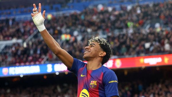 Bukti Lamine Yamal Naik Level