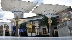 Masjid Arrahman Blitar Hadirkan Nuansa Madinah di Jawa Timur
