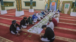Melihat Tradisi Khataman Al-Quran di Masjid Kesultanan Ternate