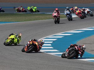 Hasil MotoGP Thailand: Bezzecchi Juara, Marquez Gagal Finis karena Ban Bocor