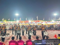 Marching Band Juara Internasional Tampil di Cap Go Meh Pulau Kemaro 2026