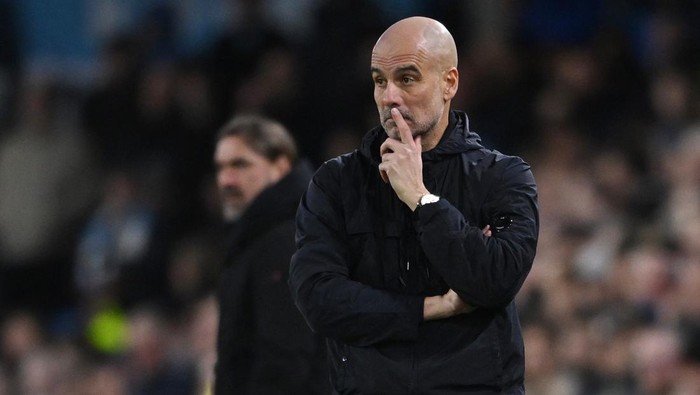 Soccer Football - Premier League - Leeds United v Manchester City - Elland Road, Leeds, Britain - February 28, 2026 Manchester City manager Pep Guardiola looks on REUTERS/Jaimi Joy EDITORIAL USE ONLY. NO USE WITH UNAUTHORIZED AUDIO, VIDEO, DATA, FIXT