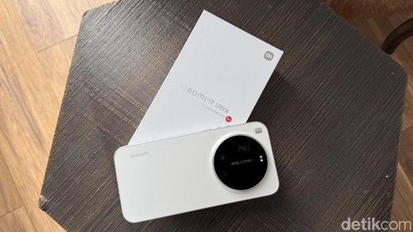 Unboxing Xiaomi 17 Ultra yang Makin Tipis dan Gahar