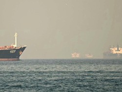 Harga Minyak Dunia Melonjak Usai Kapal-kapal Diserang Dekat Selat Hormuz