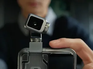 Honor Robot Phone Debut di MWC 2026, Kamera Bisa Menari