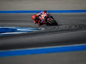 Bos Michelin Ungkap Penyebab Ban Motor Marquez Bocor, Dialami Martin Juga