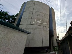 Masjid Milik Zaskia Mecca Ini Tak Ada Pintu-Jendela, Desainnya Bikin Kagum!