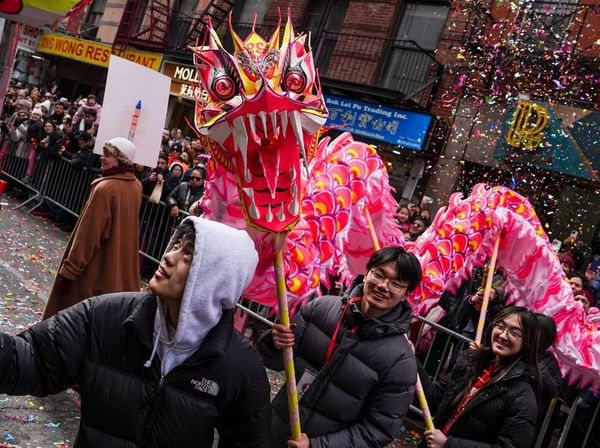 Parade Imlek Semarakkan Chinatown Manhattan
