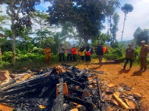 Wanita ODGJ di Sukabumi Tewas Terjebak Kebakaran Rumah Panggung