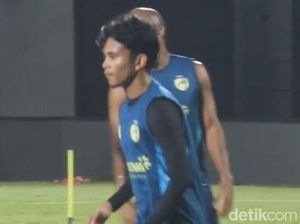 Ricky Pratama Ikut Latihan PSM Jelang Lawan Persita Usai Dipolisikan Pacar
