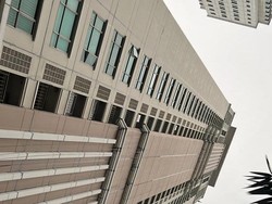 Pembersih Kaca Apartemen Surabaya Tewas Usai Tersangkut Dihantam Badai