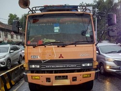 Ada Truk Mogok, Lalin di Harmoni Jakpus Padat