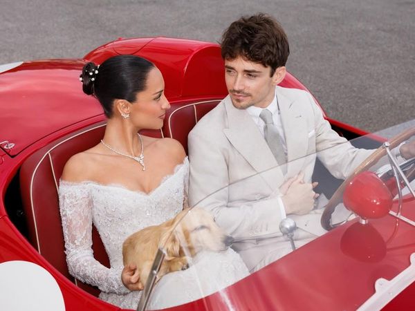 Potret Pernikahan Pebalap F1 Charles Leclerc dengan Influencer Alexandra
