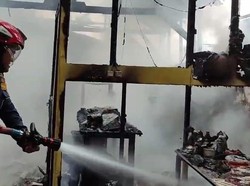 Warung Soto Mi di Bogor Terbakar Akibat Gas Bocor, Pemilik Terluka