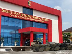 Polda Babel Gerebek Gudang Pengolahan Balok Timah Ilegal di Babar