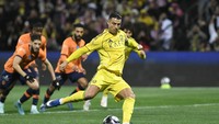 Apesnya Ronaldo: Sudah Gagal Penalti, Cedera Pula