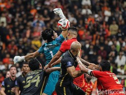 Dominasi tuan rumah baru berbuah gol di awal babak kedua ketika Persija berhasil membuka keunggulan melalui gol cepat tak lama setelah turun minum. Foto: Rifkianto Nugroho/detikfoto