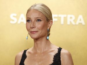 Momen Gwyneth Paltrow Hilang Anting Sebelah di Actor Awards 2026