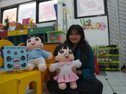 Cegah Kekerasan Seksual Anak, Mahasiswi Ubaya Bikin Boneka Jangan Sentuh!