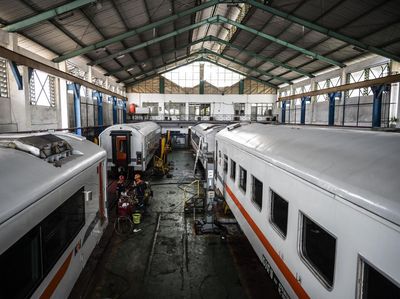 Jelang Angkutan Lebaran 2026, KAI Intensifkan Perawatan Kereta di Semarang