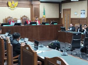 Junaedi Saibih Bersyukur Divonis Bebas di Kasus Suap-Rintangi Penyidikan